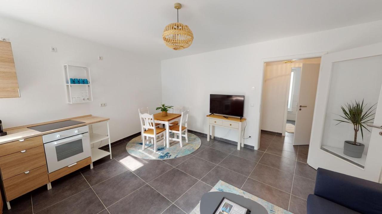 Travel Art Boardinghouse Aparthotel Neuruppin Luaran gambar
