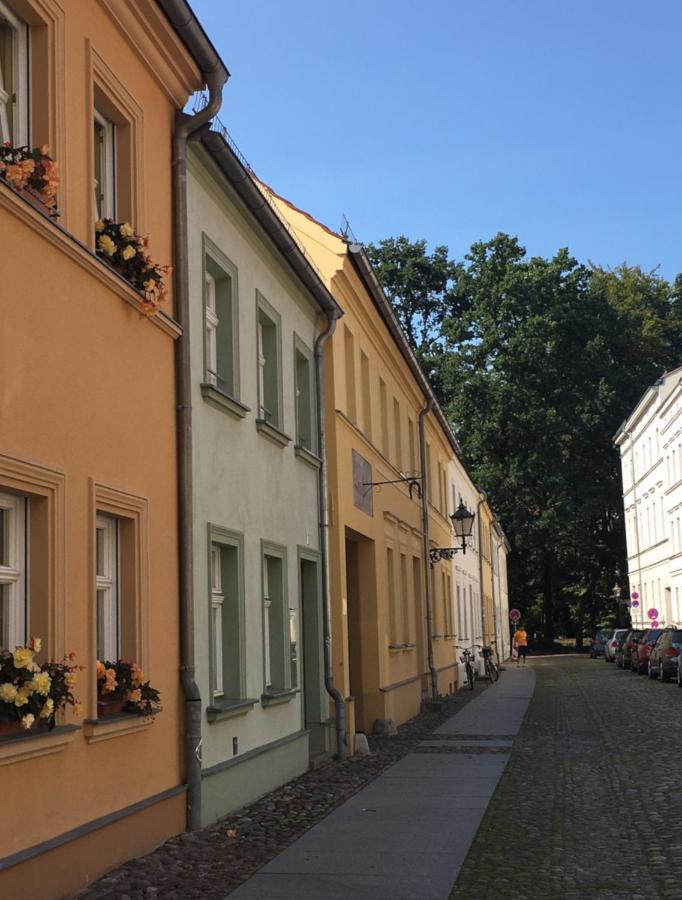 Travel Art Boardinghouse Aparthotel Neuruppin Luaran gambar